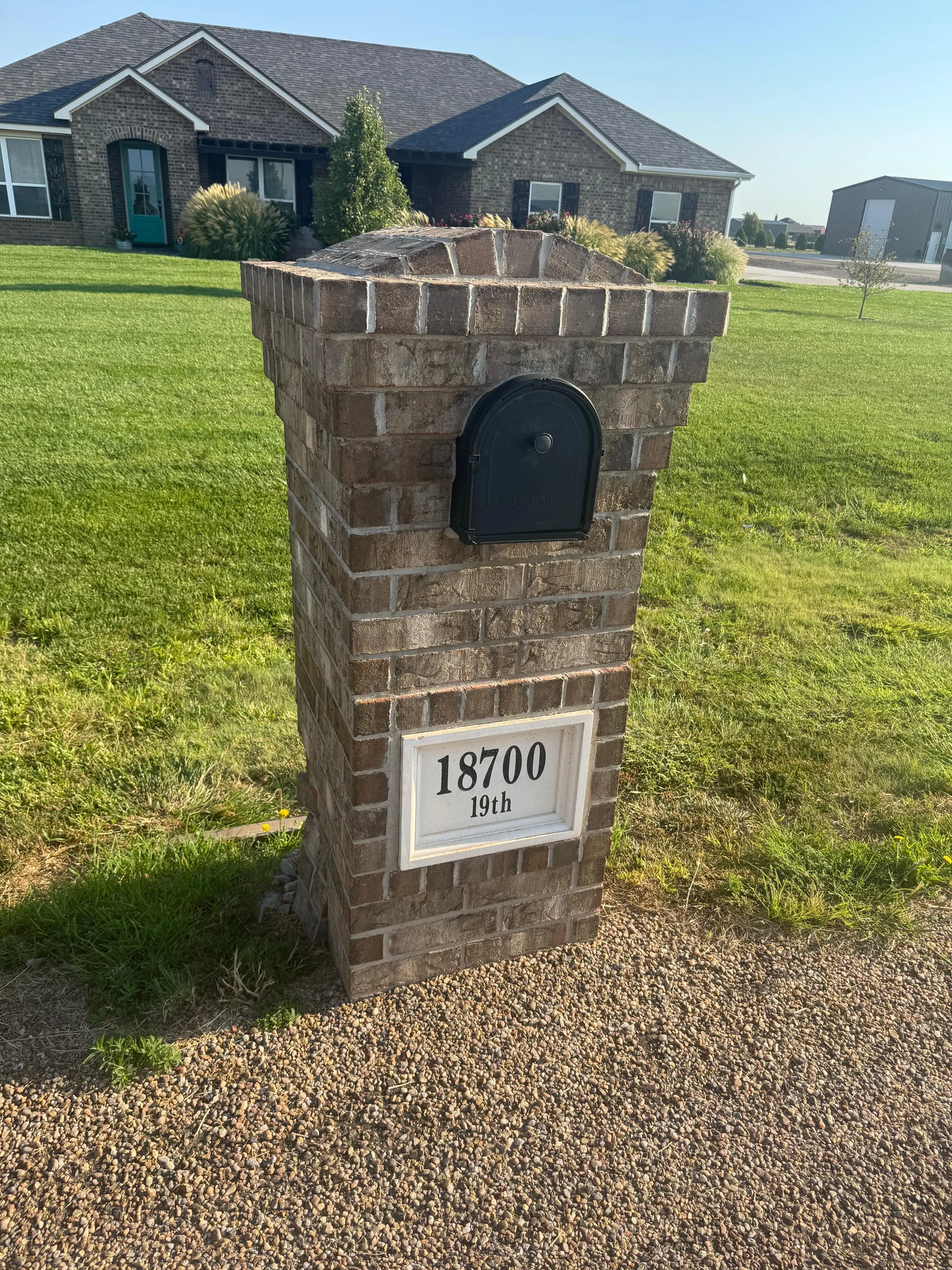 Brick mailbox